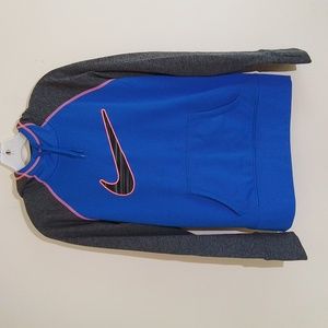 Nike women's sweatshirt